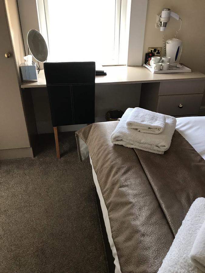 Classic Triple Room,631102041:JPEG